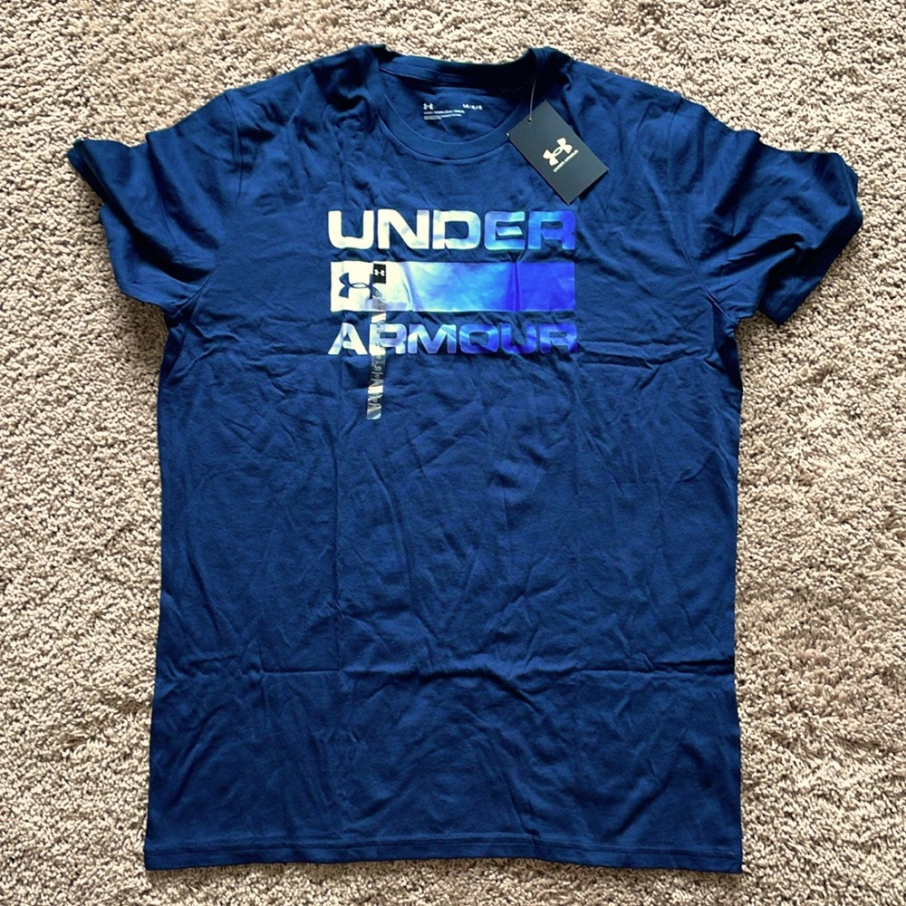 NWT navy blue Under Armour short sleeve t shirt size large